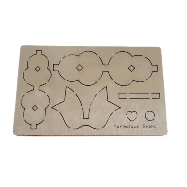 (SAMPLE) 4.5in Heartastic Bow Die