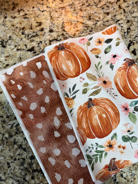 Freckled Fawn Double-Sided Hand Towel